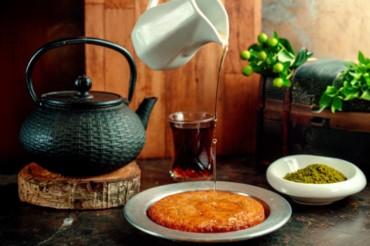 🍯 كنافة بالقشطة:…